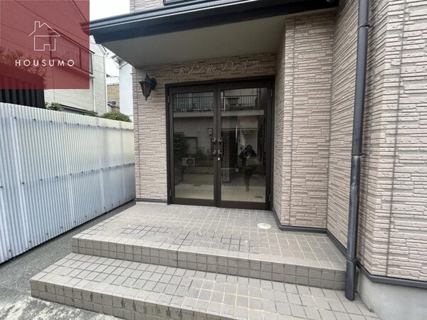 エントランス(毎日通るエントランスはこのようになっています)