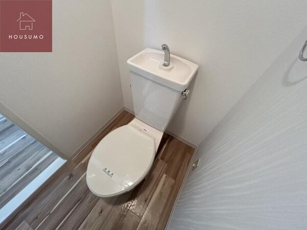 トイレ(清潔感のあるトイレです)