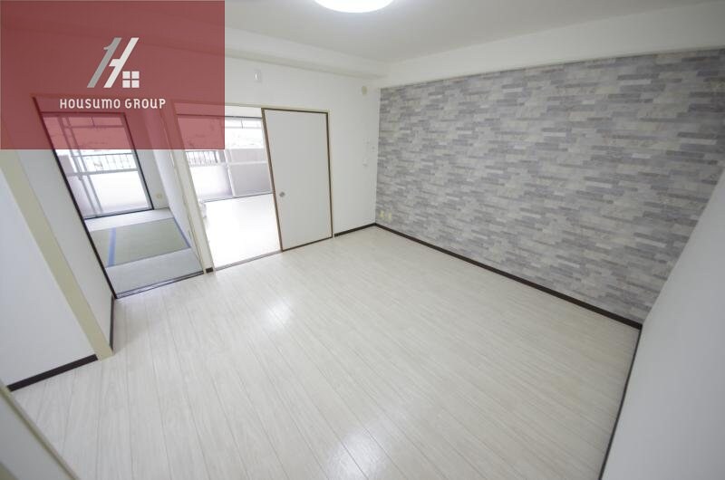 物件内観写真5　(使いやすいリビングです)