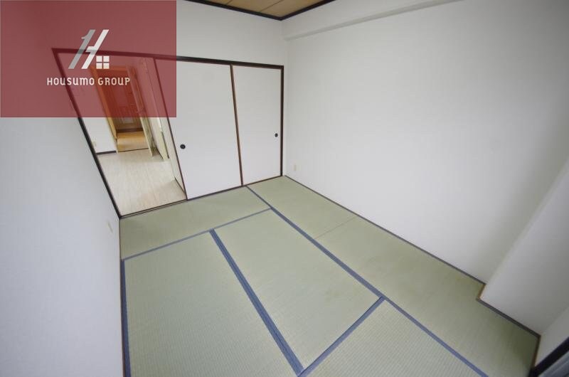 物件内観写真7　(ゆったりとくつろげる和室です)