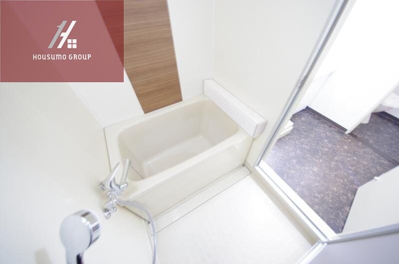 物件内観写真9　(お風呂です)