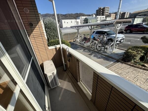 バルコニー(バルコニーがあります)