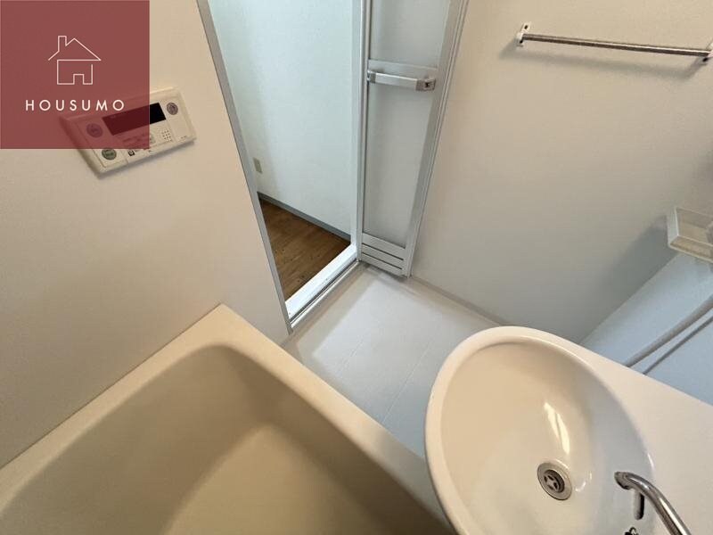 物件内観写真24　(きれいなお風呂です)