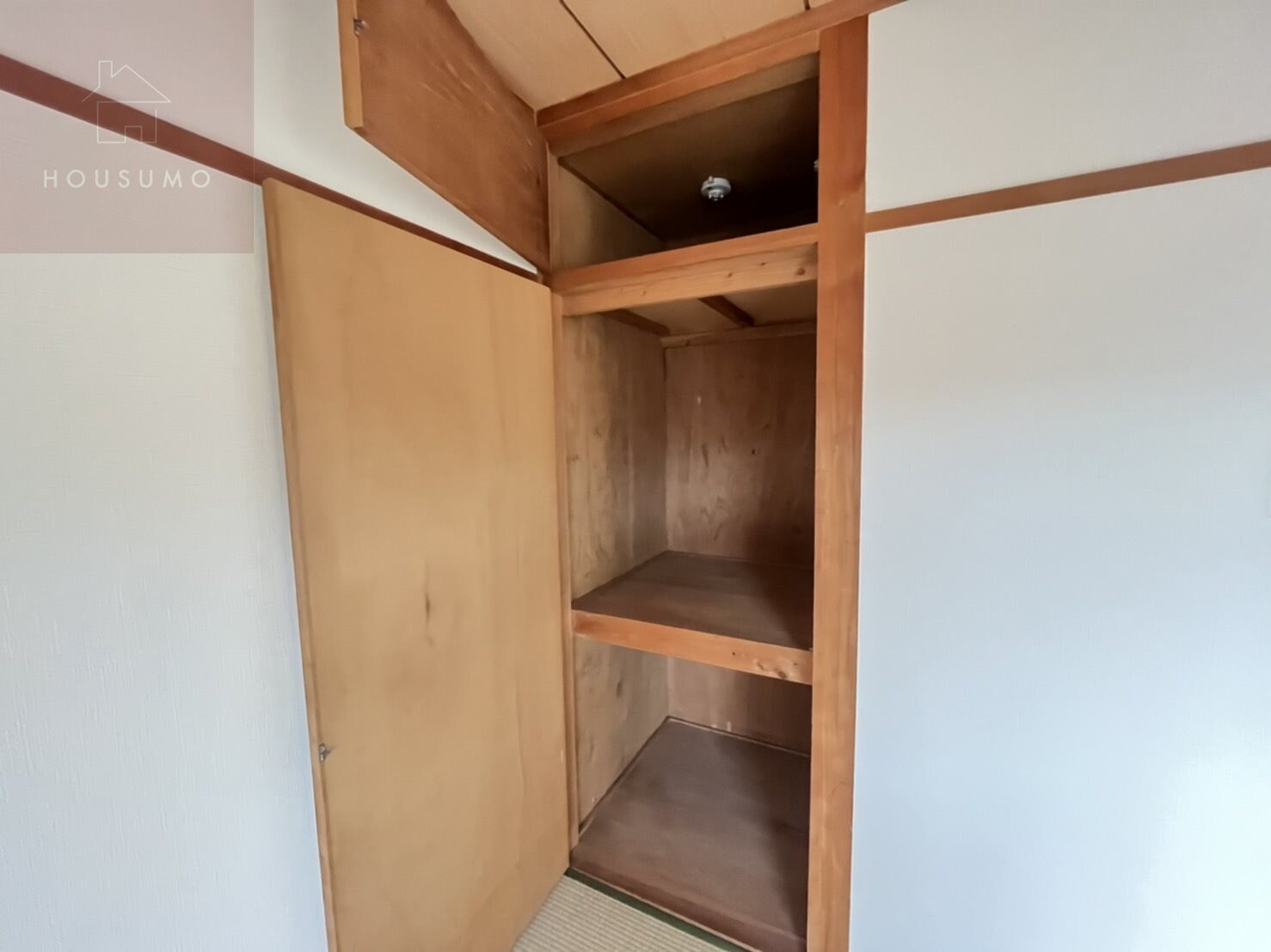 物件内観写真23　(収納のためのスペースです)