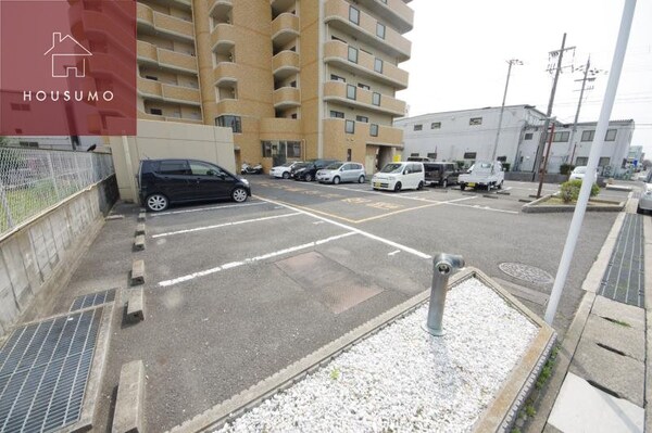駐車場(駐車場完備です)