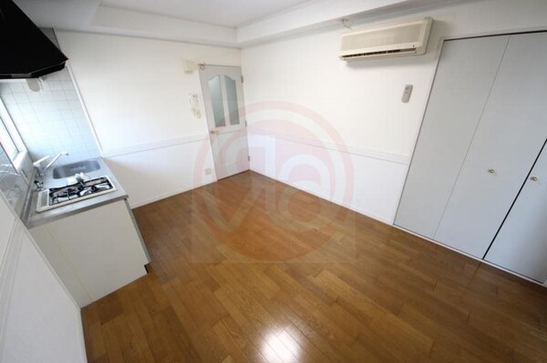 洋室(個人の部屋や寝室として使える洋室です)