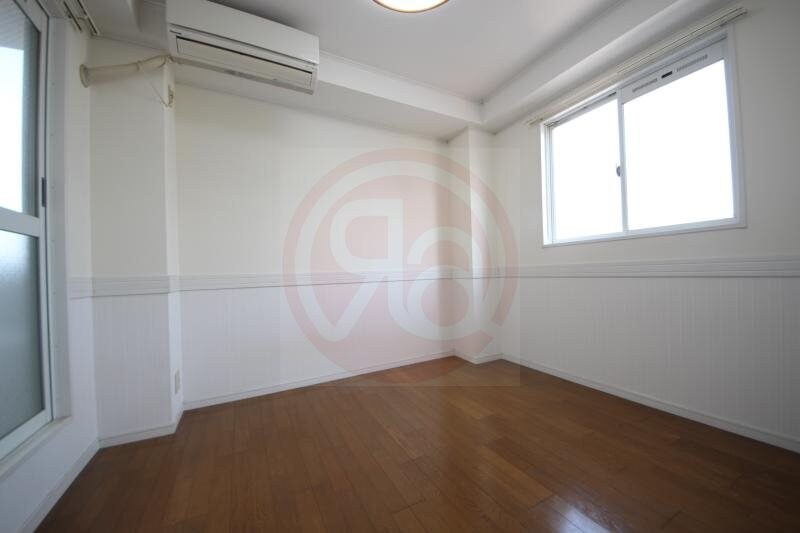 物件内観写真20　(使い勝手のいい寝室です)