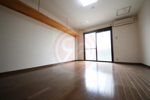 居室(ゆったりとしたリビングです)