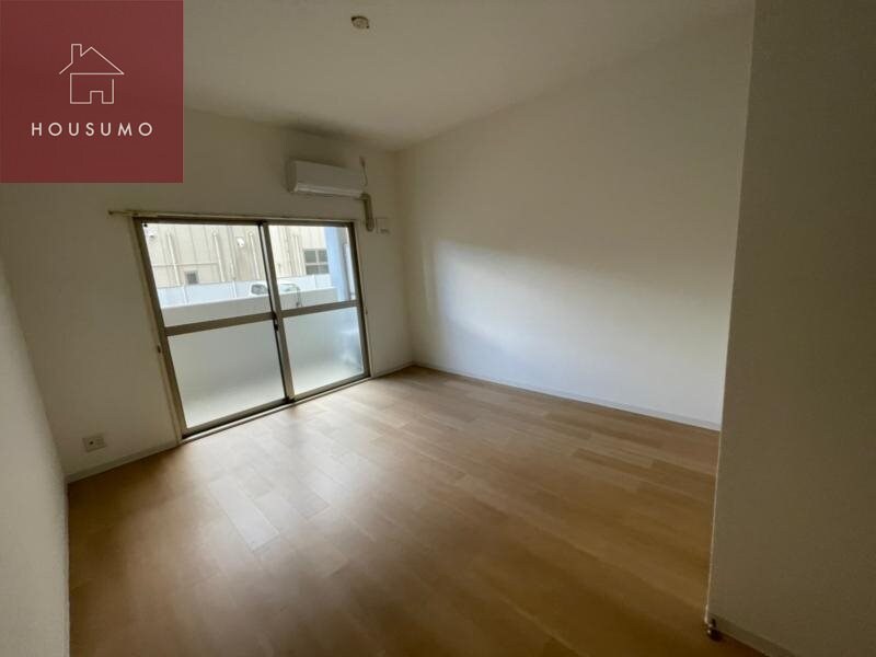 物件内観写真5　(使い勝手のいい洋室です)