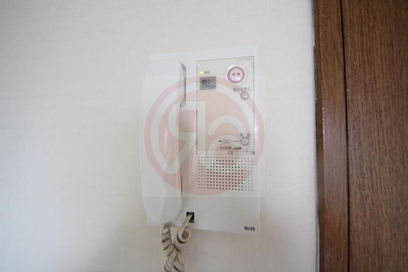 物件内観写真26　(ゆったりとした玄関です)