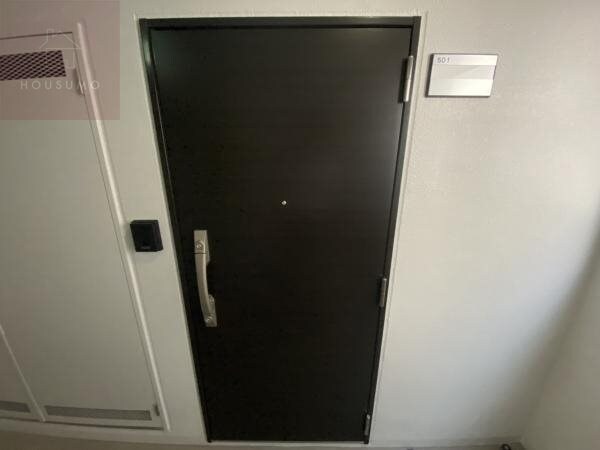 物件内観写真26　(きれいな玄関です)