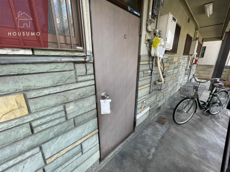 物件外観写真2　(建物の内部です)