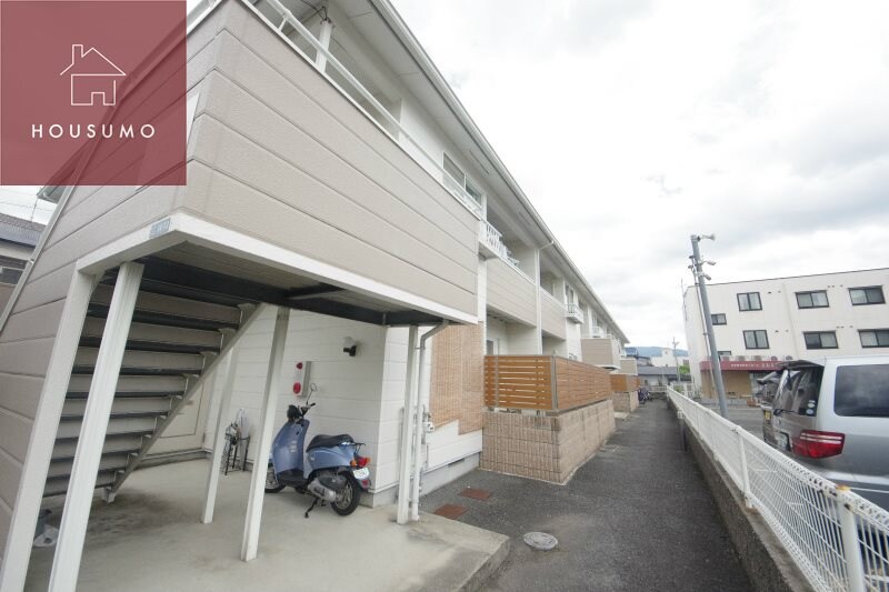 物件外観写真1　(物件の外観です)