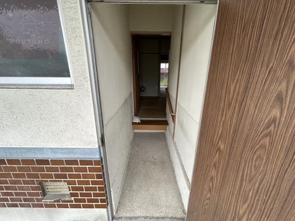 玄関(シンプルで使いやすい玄関です)