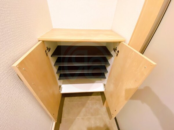 収納(たっぷりとした収納スペースです)