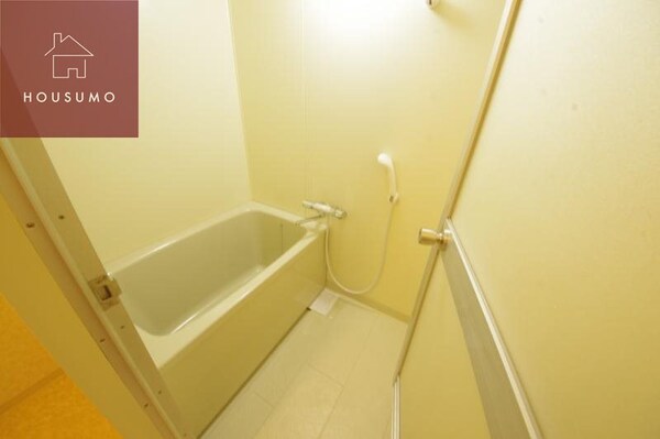 浴室(お風呂で日々の疲れを落としましょう)