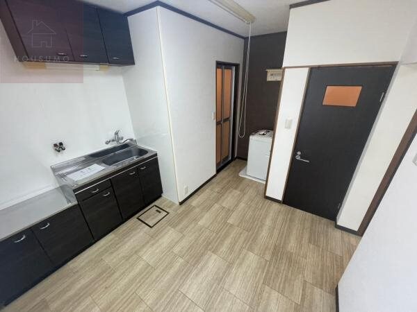 物件内観写真16　(リビングです)