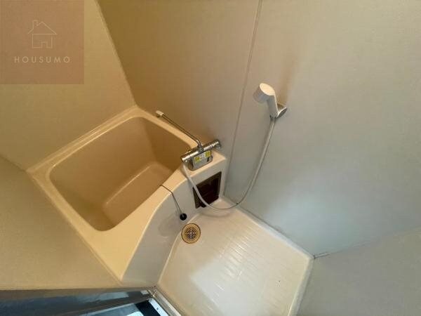 物件内観写真18　(コンパクトで使いやすいお風呂です)