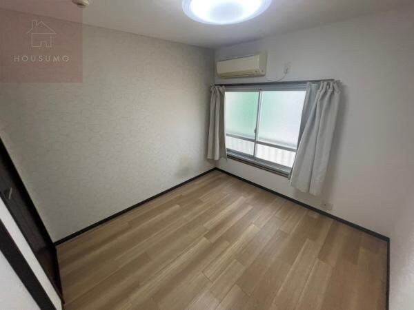 物件内観写真21　(使い勝手のいい洋室です)