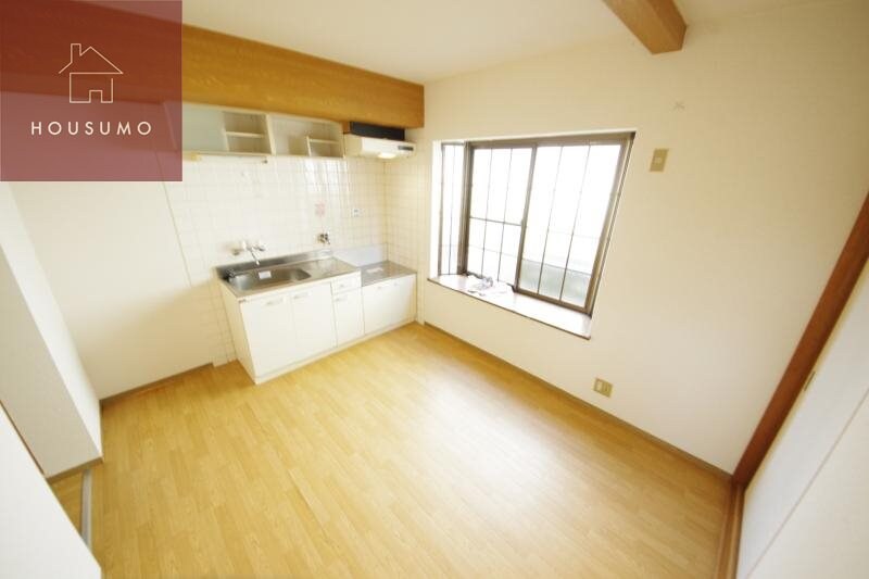 物件内観写真16　(居間です)