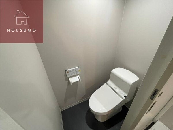 トイレ(ゆったりとした空間のトイレです)