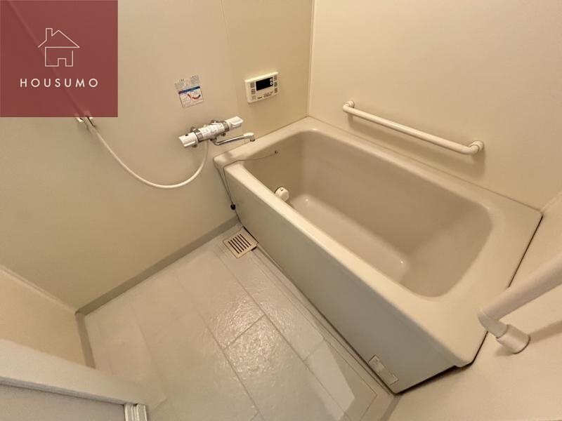 物件内観写真7　(お風呂です)