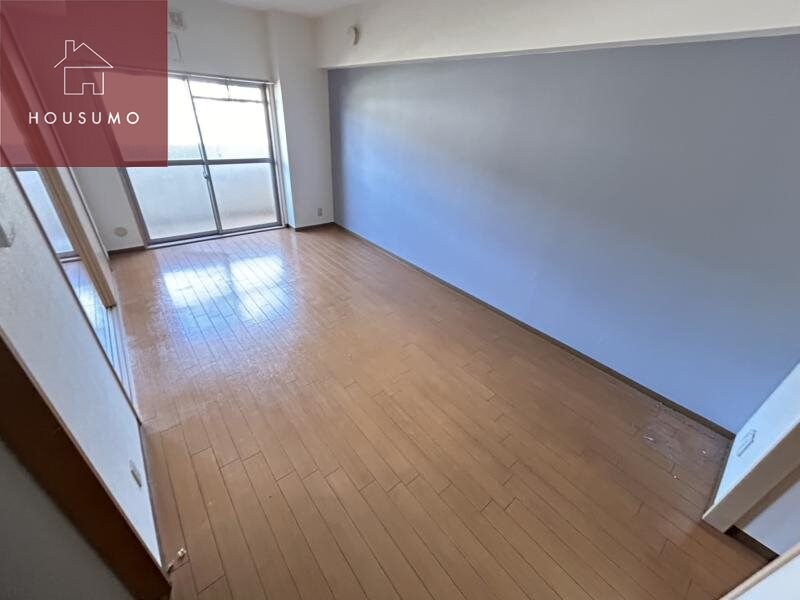 物件内観写真16　(ゆったり過ごせる居間です)