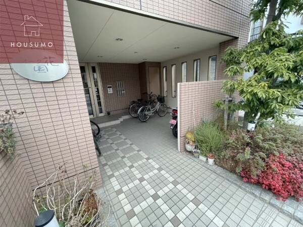 エントランス(エントランスです)