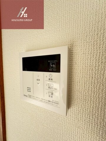 物件内観写真16　(おしゃれな居間です)