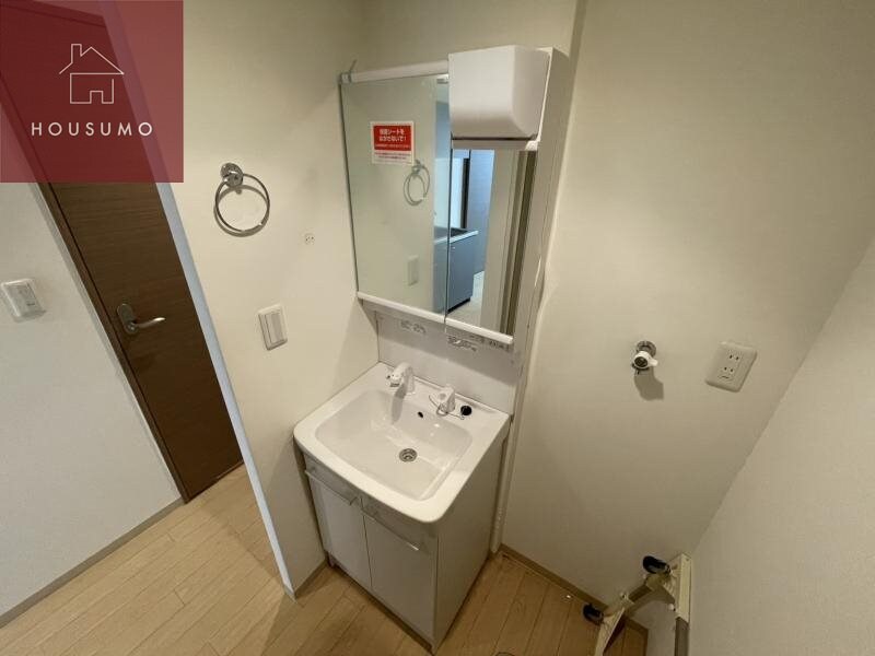 物件内観写真19　(独立洗面化粧台付き)