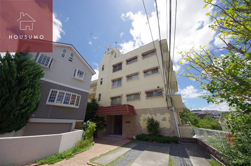 物件外観写真1　(きれいな外観です)