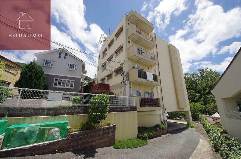 物件外観写真5　(外観もきれいです)