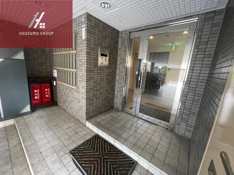 物件外観写真2　(建物の内部です)