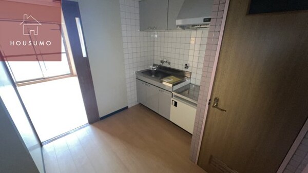 居室(おしゃれなリビングです)