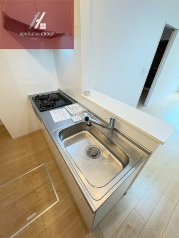 キッチン(コンパクトなキッチンで掃除もラクラク)