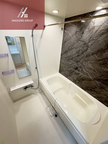 物件内観写真9　(コンパクトで使いやすいお風呂です)