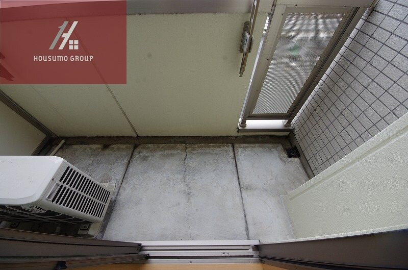 物件内観写真14　(暖かな日差しのふりそそぐバルコニー)