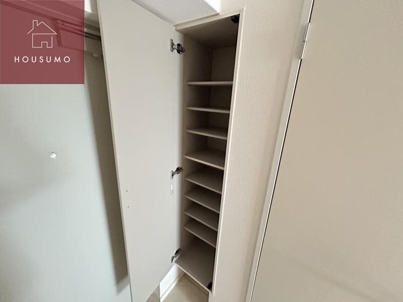 物件内観写真20　(収納スペース豊富です)