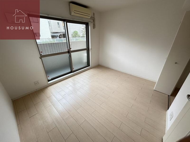 物件内観写真25　(明るい洋室です)