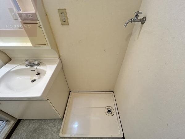 物件内観写真10　(洗濯機置き場です)