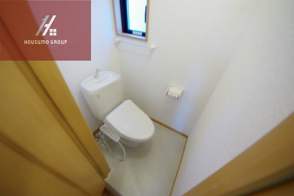 トイレ(シンプルで使いやすいトイレです)