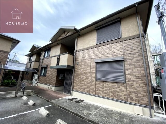 物件外観写真4　(大きなスペースがあり、収納には困りません)