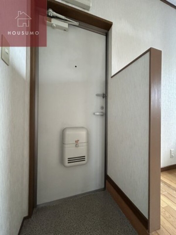 玄関(シンプルで使いやすい玄関です)