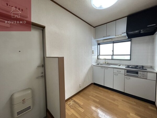 居室(おしゃれな居間です)