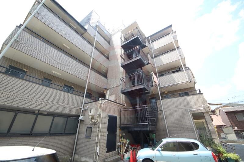 物件外観写真1　(建物外観を気になさる方へ、見た目の良い物件です)