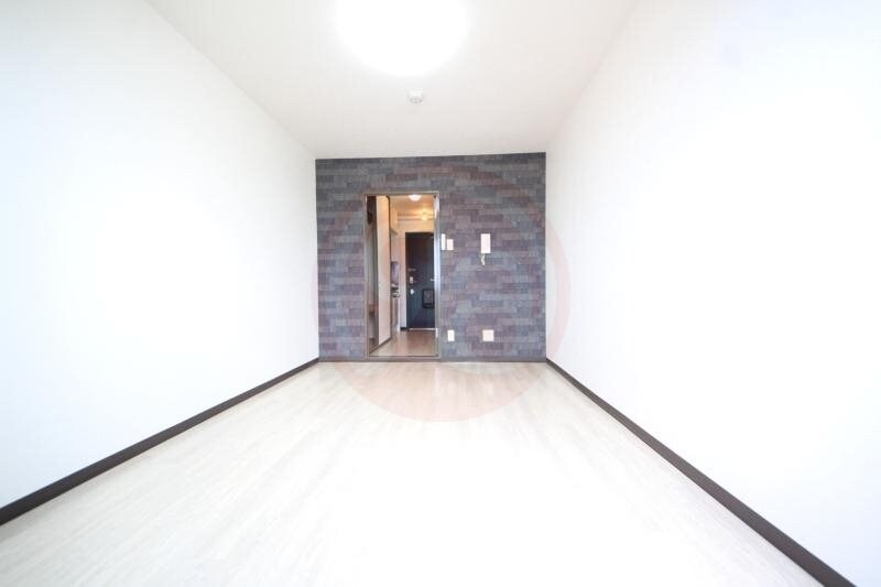 物件内観写真4　(居間です)