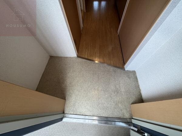 玄関(玄関です)