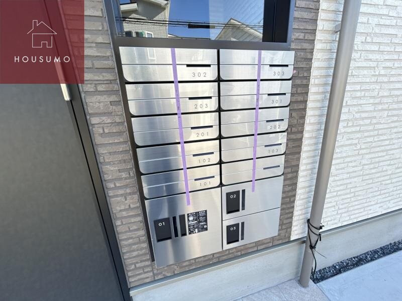 物件内観写真29　(宅配BOX付き)