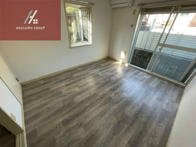 物件内観写真6　(居間です)