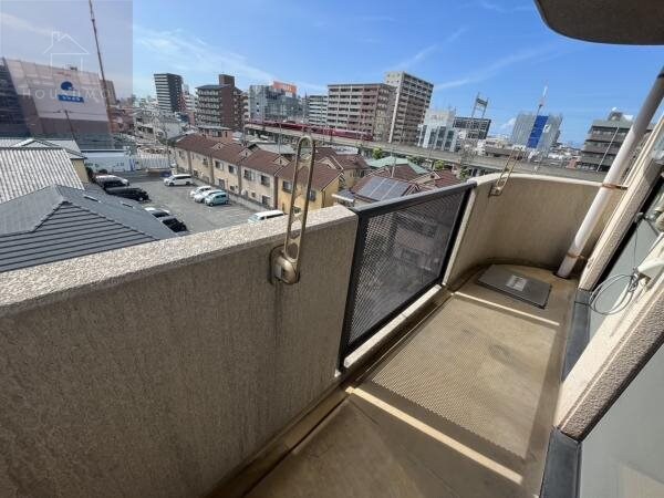 物件内観写真12　(落ち着いた時間を過ごせるバルコニーです)